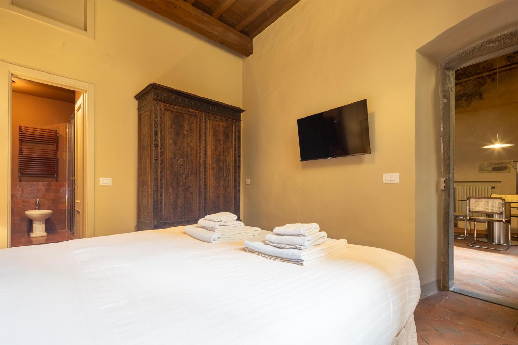 Renaissance Tower Apartamento