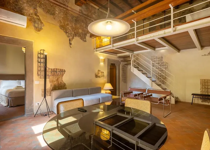 Renaissance Tower Apartment
