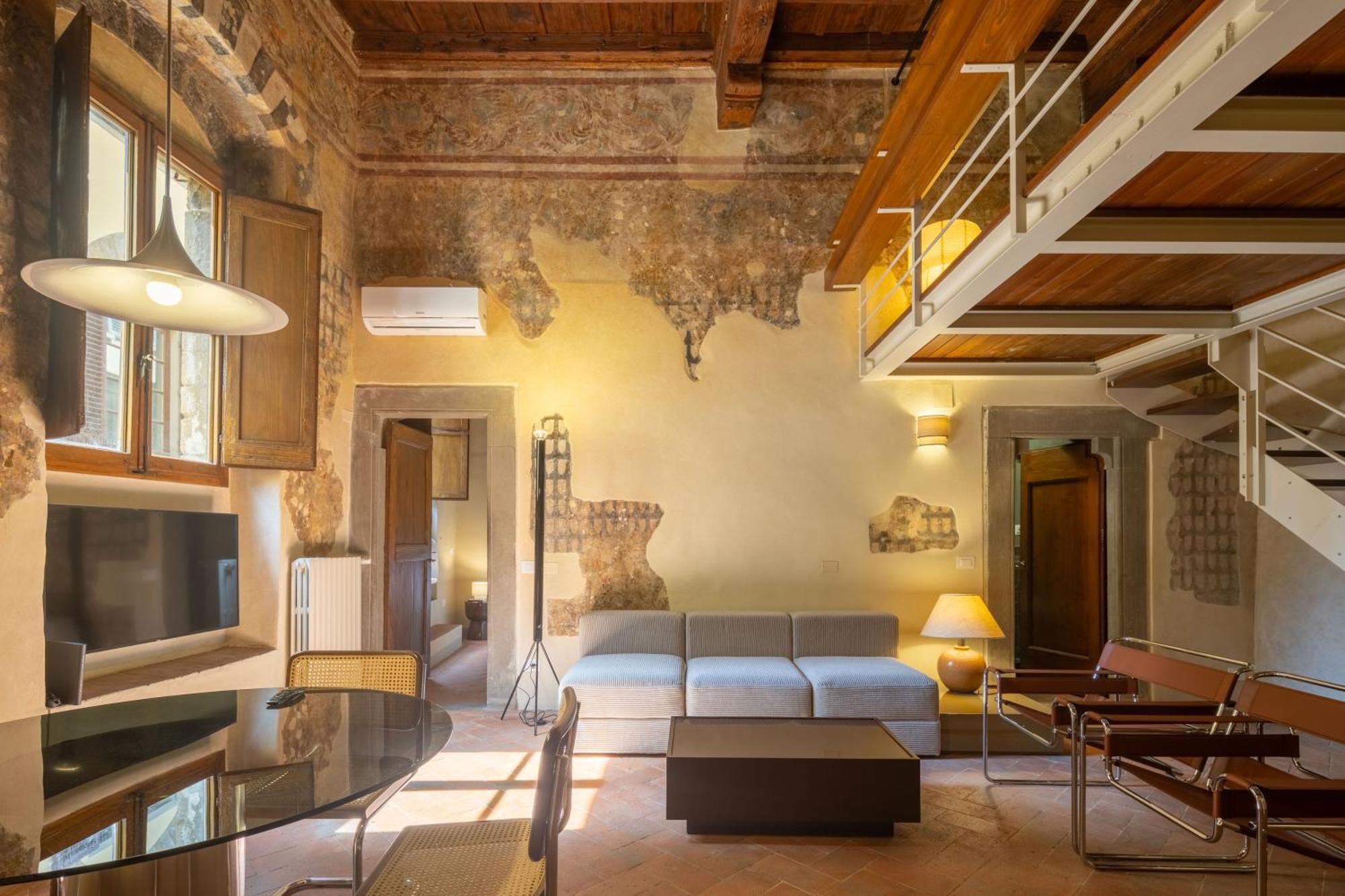 Renaissance Tower Apartamento